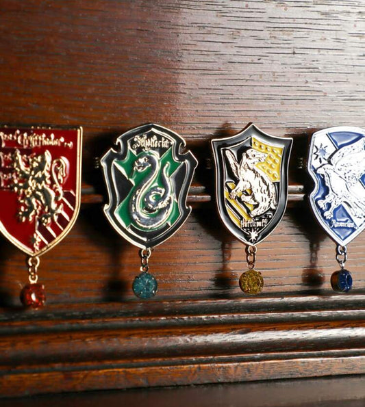 HARRY POTTER 4/ دور هوغوارتس: غريفندور، هافلباف، رافينكلو، سليذرين، هدايابروشات