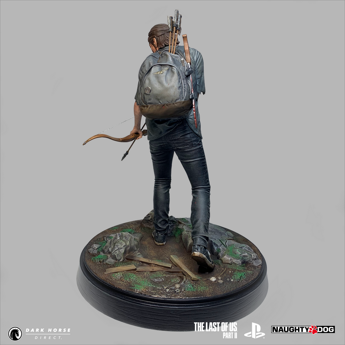 تمثال إيلي مع القوس THE LAST OF US PART II – ELLIE WITH BOW FIGURE